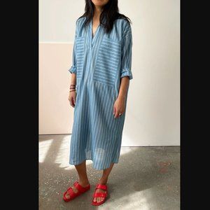 Two New York FEATHERWEIGHT CHAMBRAY KHADI POCKET CAFTAN